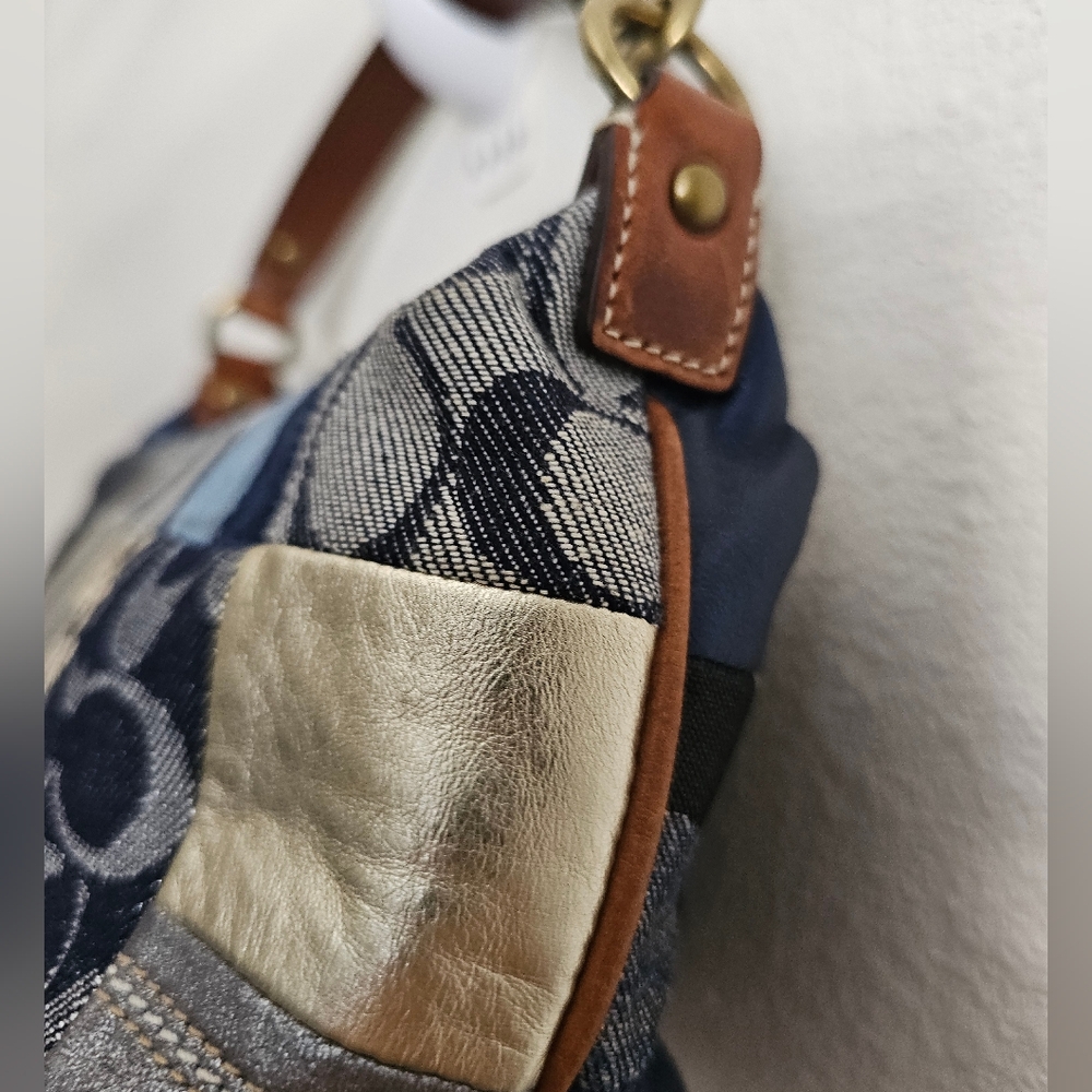 Vintage COACH Mini Patchwork Signature Denim/Metallic Print Handbag - Picture 5 of 7